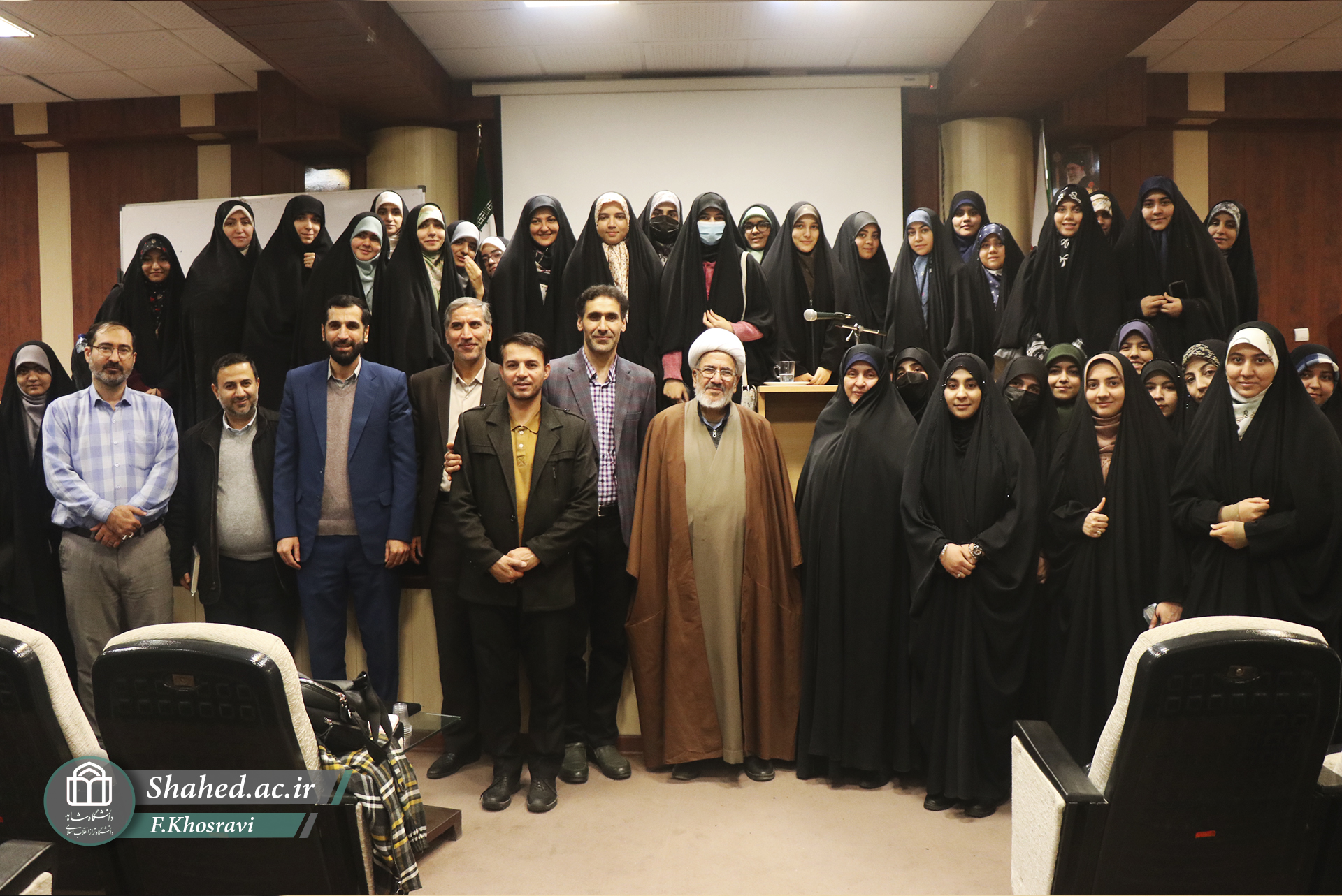 1404-09-19 neshast olom ensani 15