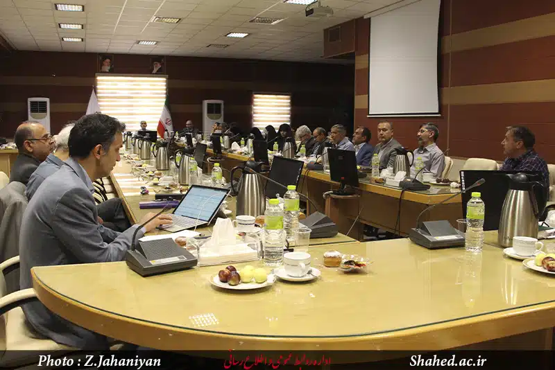 1402-03-31 jalaseye shoraye daneshgah ba Dr,Modares zadeh 01