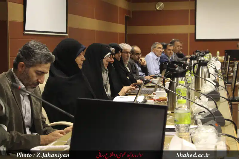 1402-03-31 jalaseye shoraye daneshgah ba Dr,Modares zadeh 06