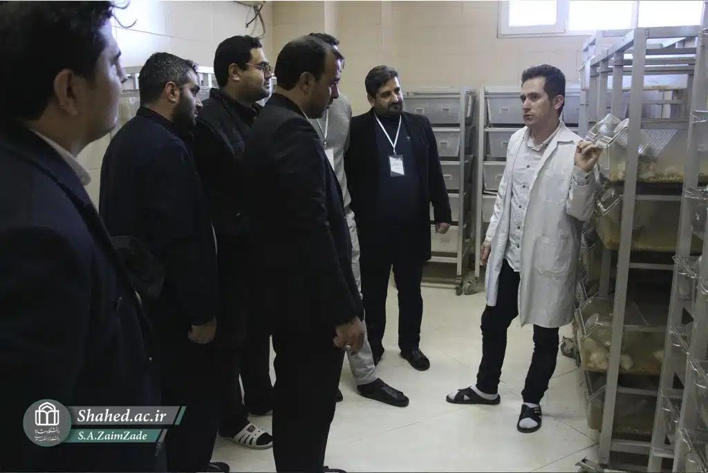 1402-11-02 bazdid Nokhbegan az daneshgahe shahed 18