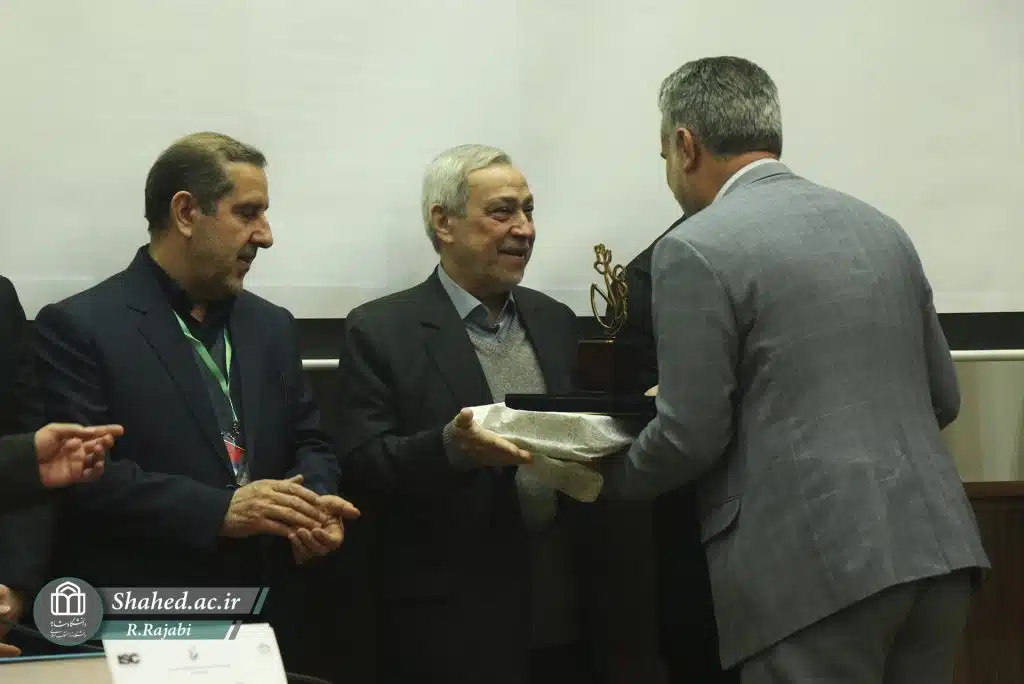 1403-12-01 Hamayesh khak va ab 11