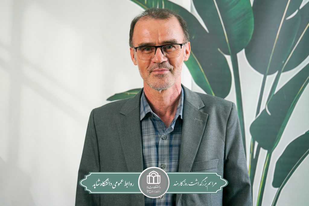 1404-06-11 Roz Karmand08