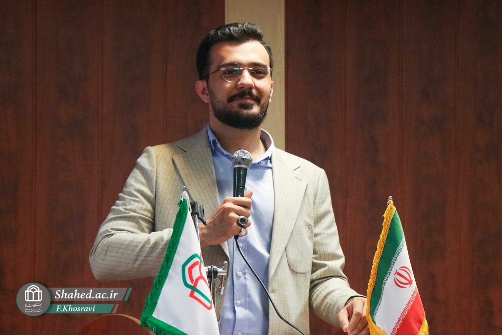 1404-08-07 Faroghtahsili Ensani 15