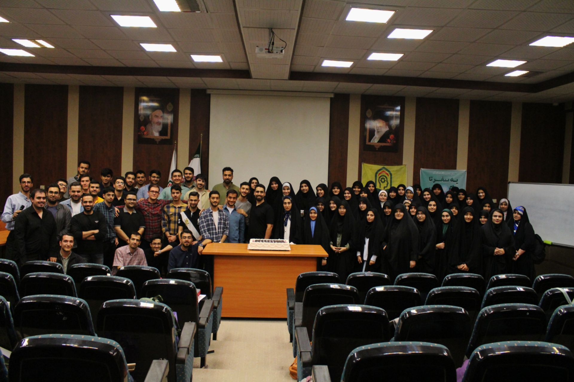 Picsart_25-11-09_22-51-56-891