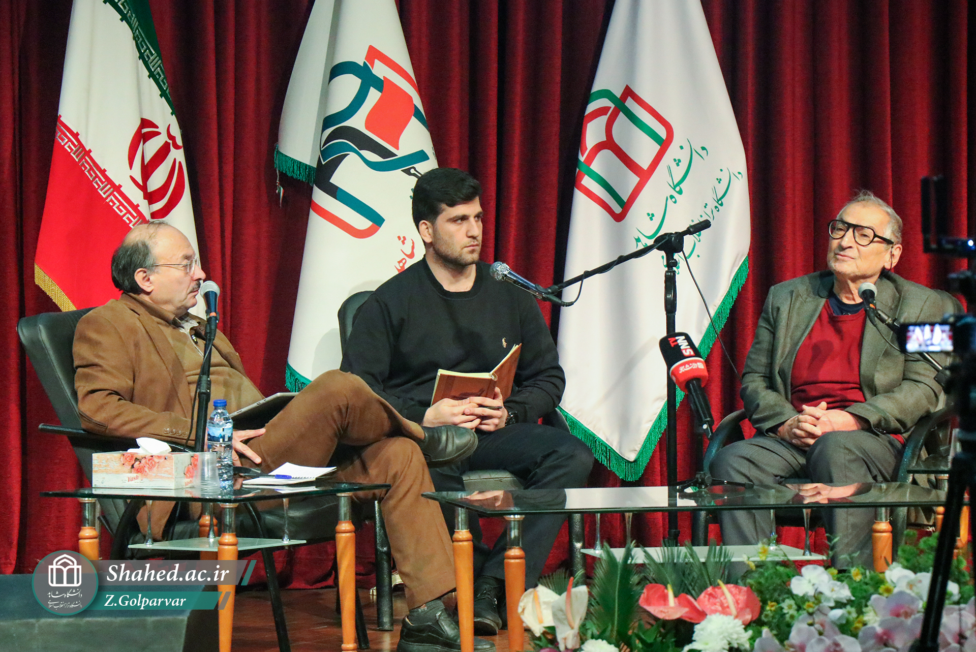 1404-10-06 monazere zibakalam va abdolkarimi 05